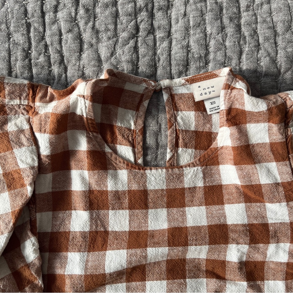 Gingham blouse